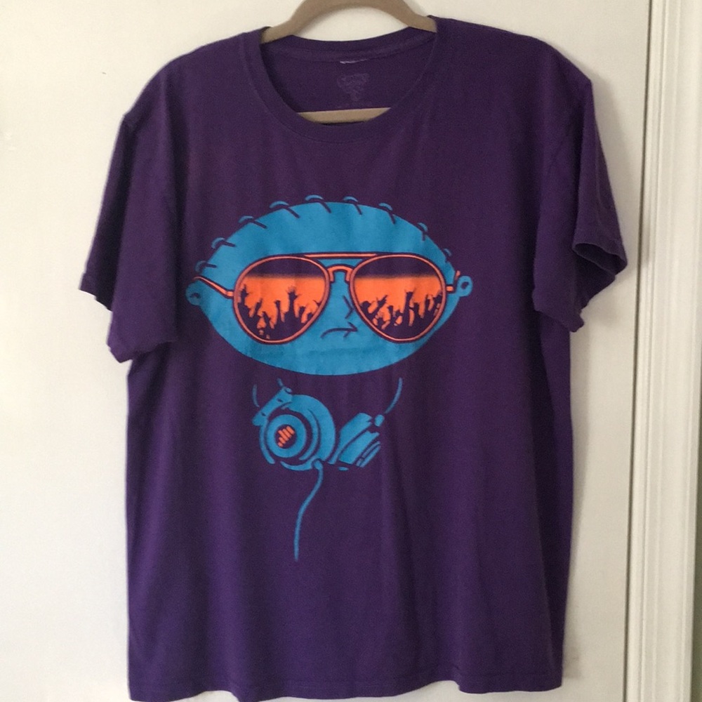 Stewie/Family guy tee